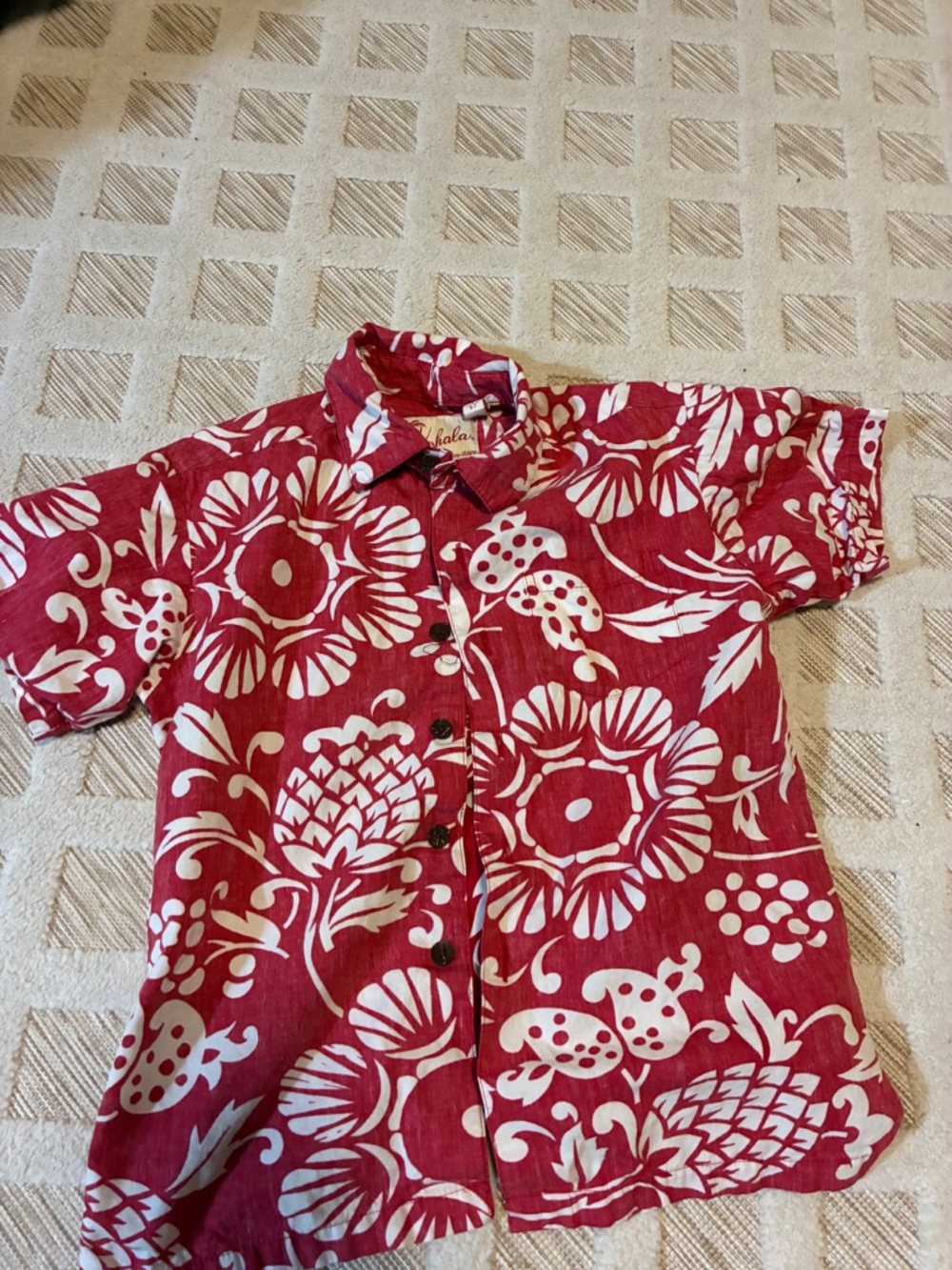 Kahala boys Small (6-7) red - Picture 3 of 3